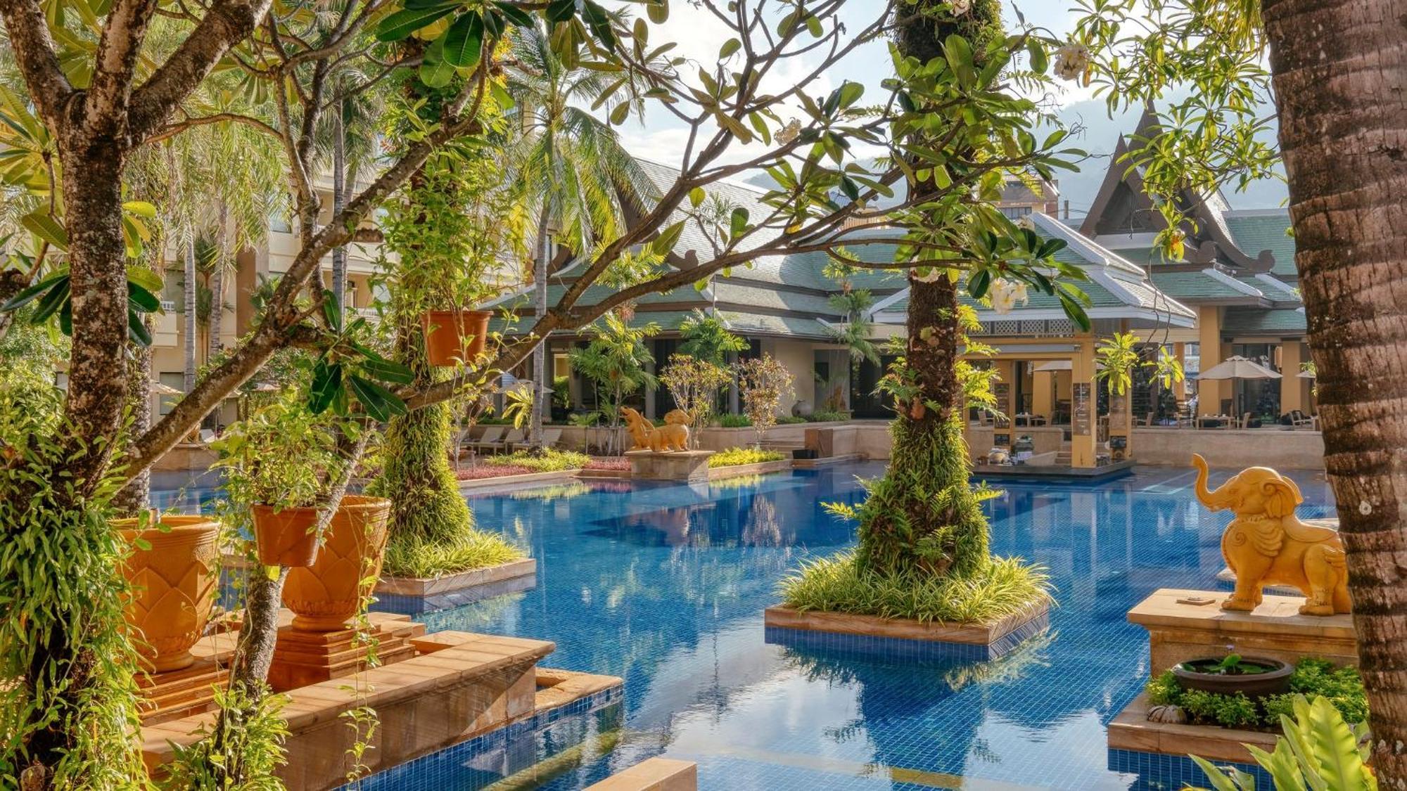 Holiday Inn Resort Phuket, An Ihg Hotel Patong Dış mekan fotoğraf