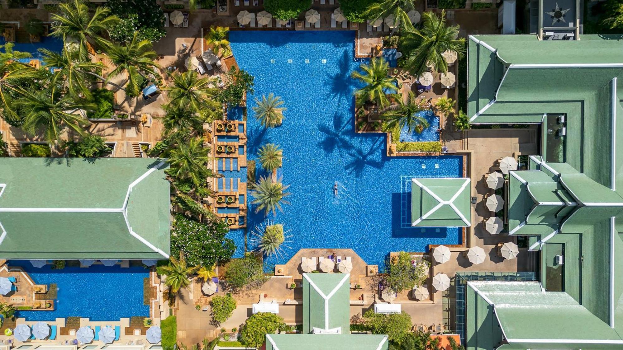 Holiday Inn Resort Phuket, An Ihg Hotel Patong Dış mekan fotoğraf